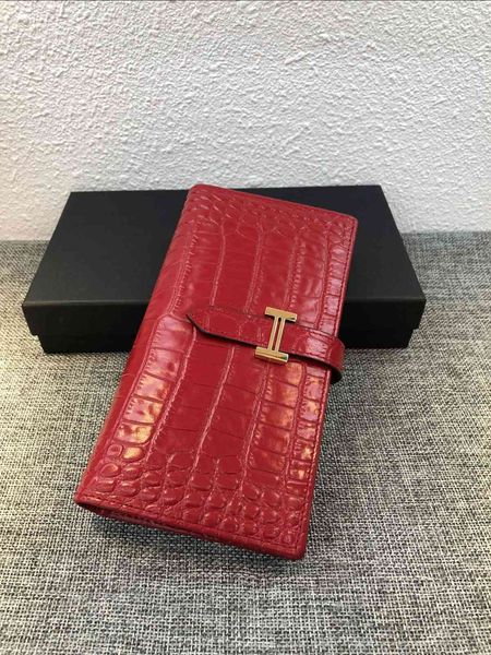 wallet 2021 crocodile leather women's purse large capacity medium and long fashion handbag, Red;black
wallet 2021 crocodile leather women's purse large capacity medium and long fashion handbag, Red;black