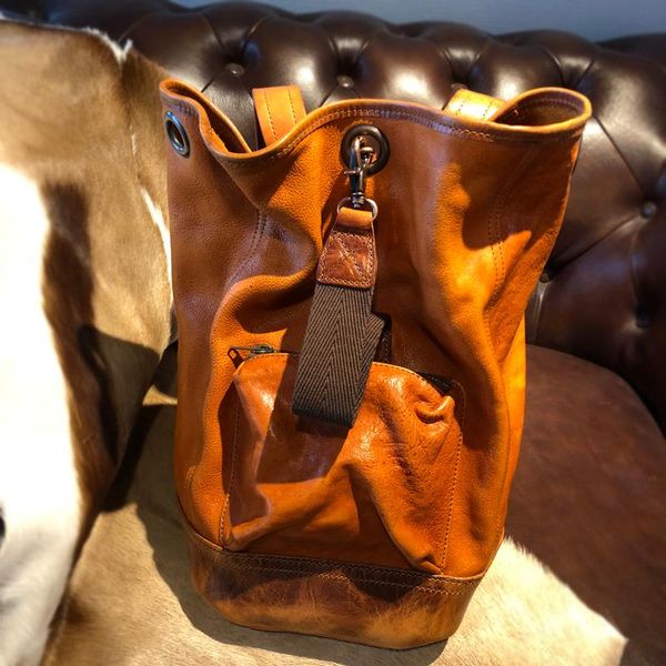 backpack vegetable tanned leather men's genuine retro bucket backpacks men bag tide
backpack vegetable tanned leather men's genuine retro bucket backpacks men bag tide