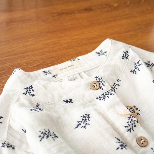 women's blouses & shirts 2021 summer double layer cotton shirt retro floral stand collar batwing sleeve female, White
women's blouses & shirts 2021 summer double layer cotton shirt retro floral stand collar batwing sleeve female, White