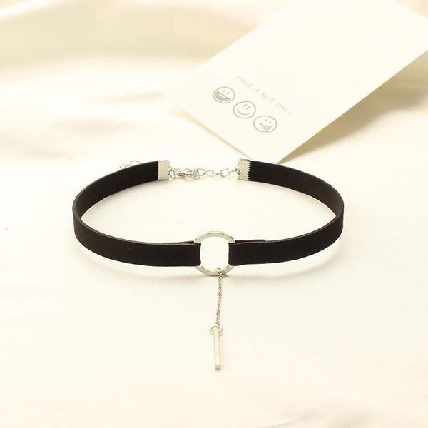 chokers 1 piece pu leather choker necklace black belt smooth neck strap fashion cute chic for women party jewelry gifts, Golden;silver
chokers 1 piece pu leather choker necklace black belt smooth neck strap fashion cute chic for women party jewelry gifts, Golden;silver