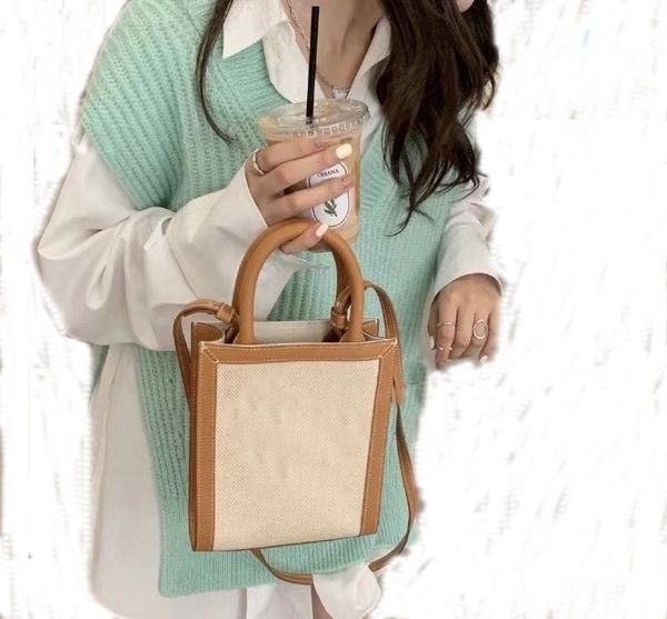 designer bags akend tote mini portable one shoulder straddle women's c home canvas leather splicing shopping ba zhouzhoubao123 old bag
designer bags akend tote mini portable one shoulder straddle women's c home canvas leather splicing shopping ba zhouzhoubao123 old bag