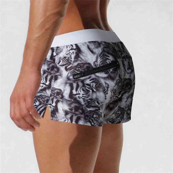 men beach shorts printing beach pant quick dry male breathable trunks summer swimming shorts 210515
men beach shorts printing beach pant quick dry male breathable trunks summer swimming shorts 210515