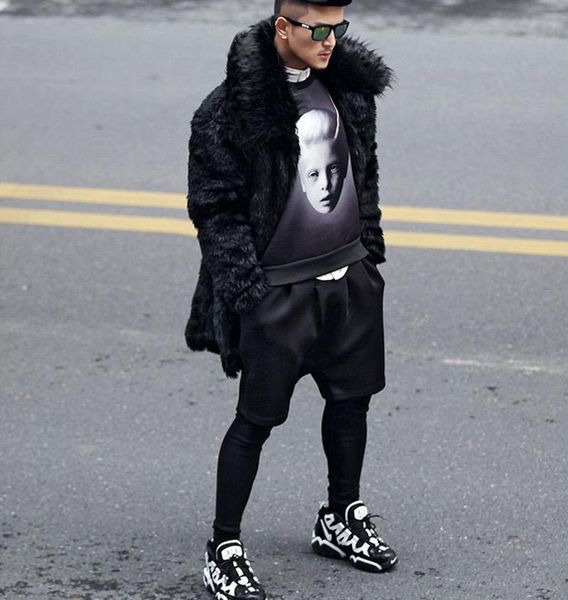 black long big fluffy men fur coat high-quality stand-up collar retro comfortable windproof and warm fashion travel commuting
black long big fluffy men fur coat high-quality stand-up collar retro comfortable windproof and warm fashion travel commuting