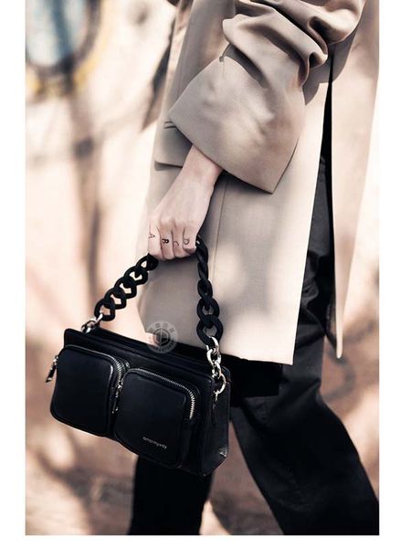 fashion multi-pocket woman long wallet hasp wallets luxury designers designer ladies clutch card holder coin purse with u33, Red;black
fashion multi-pocket woman long wallet hasp wallets luxury designers designer ladies clutch card holder coin purse with u33, Red;black