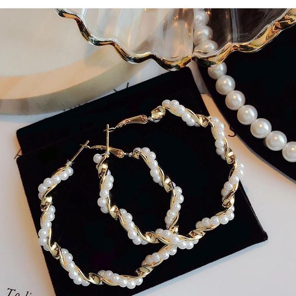 hoop & huggie exaggerated pearl circle around the big ear ring for women korean minimalist earrings jewelry accessories wholesale, Golden;silver
hoop & huggie exaggerated pearl circle around the big ear ring for women korean minimalist earrings jewelry accessories wholesale, Golden;silver