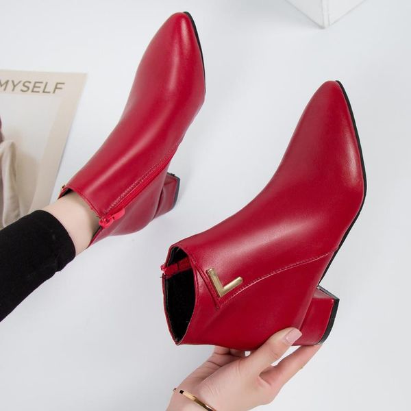 boots fashion women casual leather low high heels spring shoes woman pointed toe rubber ankle black red zapatos mujer 2021
boots fashion women casual leather low high heels spring shoes woman pointed toe rubber ankle black red zapatos mujer 2021