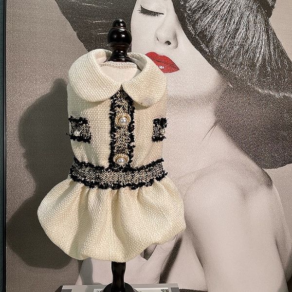 handmade dog apparel coat pet clothes jacket classic c style woven fabric elegant stylish costume party holiday festivity celebration
handmade dog apparel coat pet clothes jacket classic c style woven fabric elegant stylish costume party holiday festivity celebration