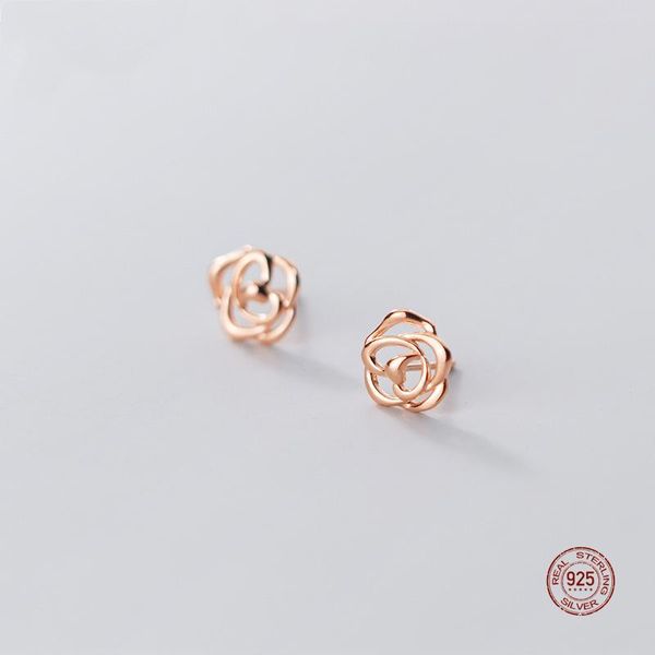 stud lko 925 sterling silver earrings simple temperament hollow out sweet rose for women wedding party fine jewelry, Golden;silver
stud lko 925 sterling silver earrings simple temperament hollow out sweet rose for women wedding party fine jewelry, Golden;silver