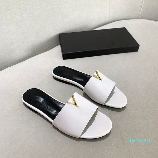 brand women slippers fashion high heel slipper ladies platform slide metal letter black sandals patent leather snake print shoes
brand women slippers fashion high heel slipper ladies platform slide metal letter black sandals patent leather snake print shoes