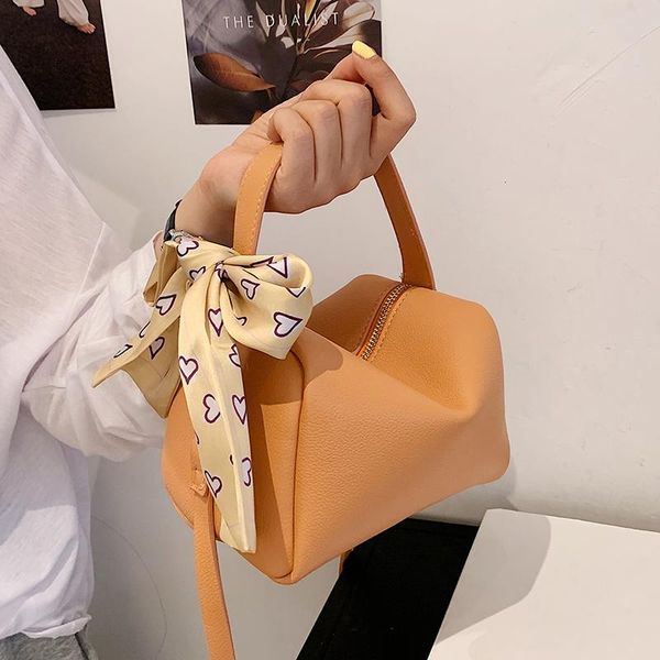 evening bags ladies tote bag 2021 silk scarf portable boston pillow leather women's shoulder messenger
evening bags ladies tote bag 2021 silk scarf portable boston pillow leather women's shoulder messenger