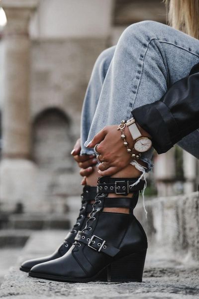 boots arnavis mat leather belt detailed short heel cowboy elegant and attractiv season suitable for every use, Black
boots arnavis mat leather belt detailed short heel cowboy elegant and attractiv season suitable for every use, Black