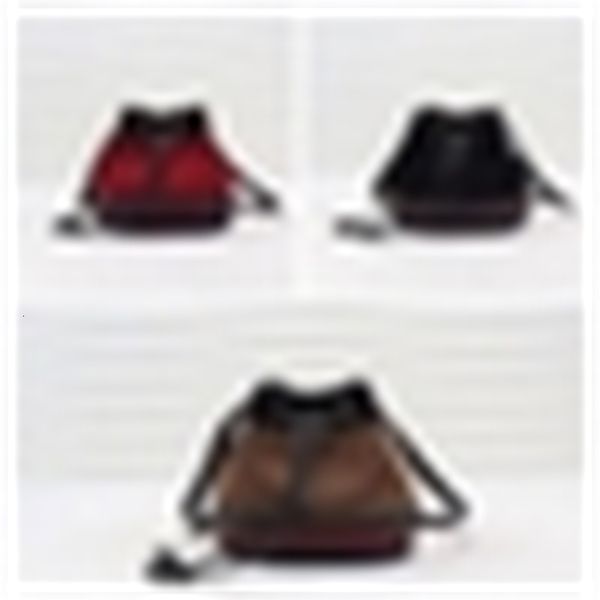 brand designer body luxury 550620 evening women handbags bag iconic cross handles clutches shoulder tote tylj
brand designer body luxury 550620 evening women handbags bag iconic cross handles clutches shoulder tote tylj