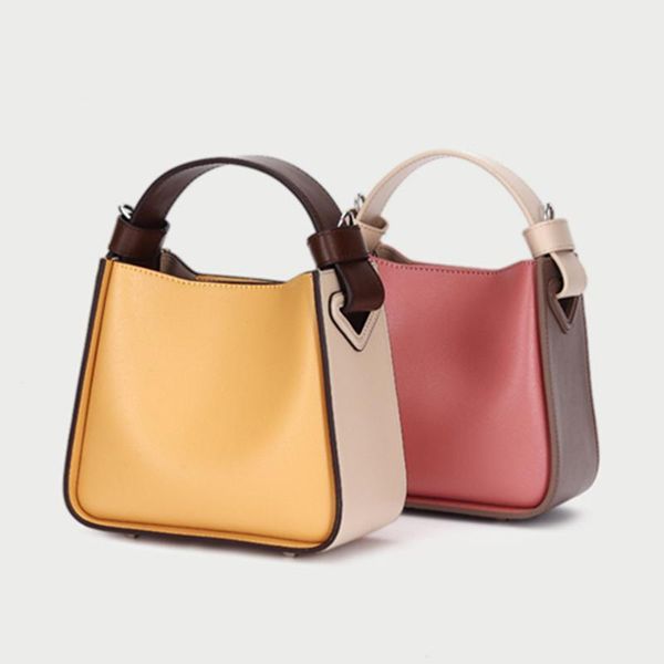 evening bags korean color matching design cowhide bag lady single shoulder portable tote versatile leisure cross fashion
evening bags korean color matching design cowhide bag lady single shoulder portable tote versatile leisure cross fashion
