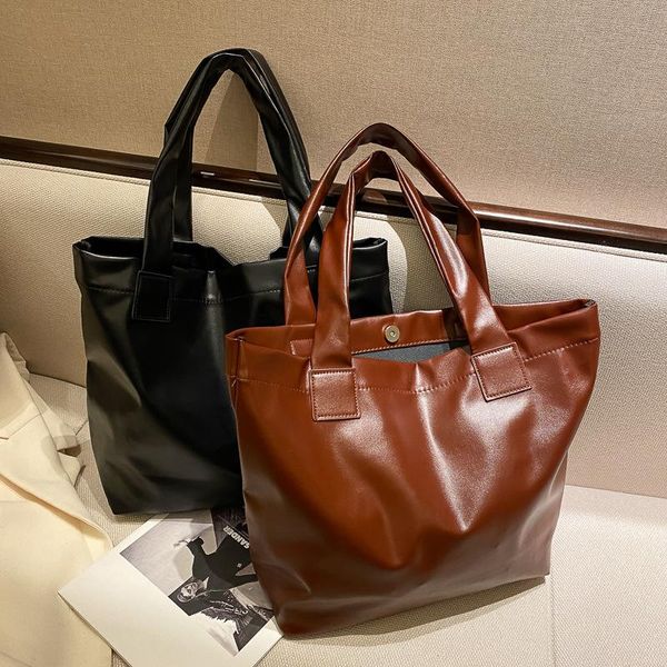 evening bags korean version of the bag women's large-capacity fashion western-style shoulder 2021 soft leather retro portable totebag 
evening bags korean version of the bag women's large-capacity fashion western-style shoulder 2021 soft leather retro portable totebag