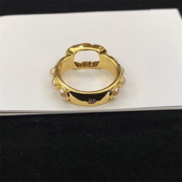 new luxury designer ring fashion women cluster rings wedding jewelry pearl ring womens gift anillo bague designers rings, Golden;silver
new luxury designer ring fashion women cluster rings wedding jewelry pearl ring womens gift anillo bague designers rings, Golden;silver