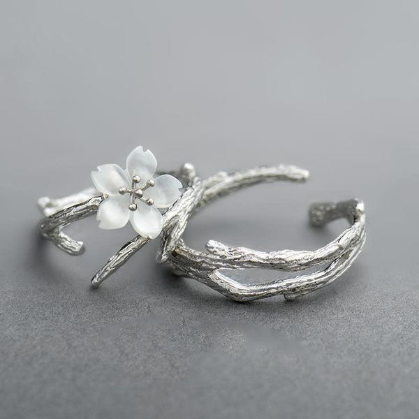 cluster rings s925 silver original design snow cherry blossom couple opening adjustable ring frosty wind korean wave jewelry, Golden;silver
cluster rings s925 silver original design snow cherry blossom couple opening adjustable ring frosty wind korean wave jewelry, Golden;silver