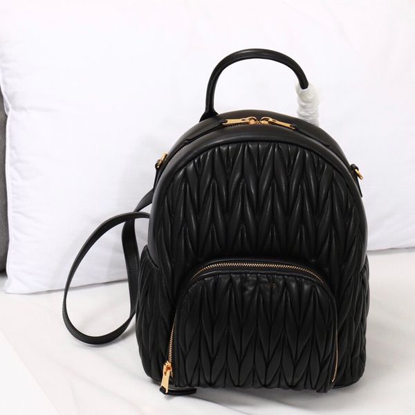 backpack hand bag school backpacks women good quality ladies backpack real leather fashion pleated bag fashion lady bag plain fashion lady b
backpack hand bag school backpacks women good quality ladies backpack real leather fashion pleated bag fashion lady bag plain fashion lady b