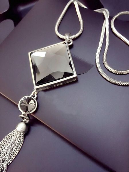 pendant necklaces 2 color fashion long section sweater chain necklace fine jewelry crystals from swarovskis female clothes hanging, Silver
pendant necklaces 2 color fashion long section sweater chain necklace fine jewelry crystals from swarovskis female clothes hanging, Silver