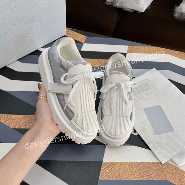 2022 casual shoes women travel leather lace-up sneaker cowhide fashion lady flat designer running trainers letters woman shoe platform dress, Black
2022 casual shoes women travel leather lace-up sneaker cowhide fashion lady flat designer running trainers letters woman shoe platform dress, Black