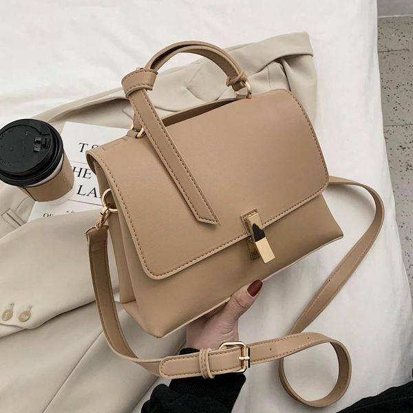 solid color pu leather shoulder bags for women 2021 autumn and winter handbag fashion simple messenger bag bolso mujer sac cross body
solid color pu leather shoulder bags for women 2021 autumn and winter handbag fashion simple messenger bag bolso mujer sac cross body