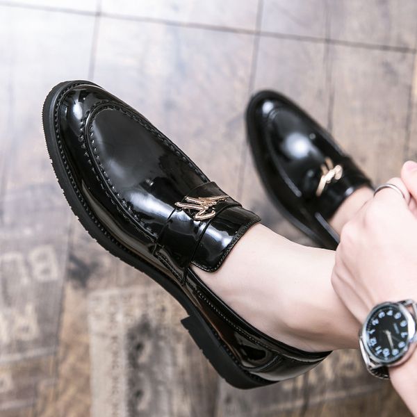 464748 size leather shoes mens large size-british casual shoes patent leather glossy pointed leather shoes slip-on lazy doug, Black
464748 size leather shoes mens large size-british casual shoes patent leather glossy pointed leather shoes slip-on lazy doug, Black