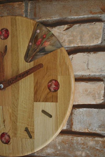 wooden epoxy wall clock with real flowers clocks
wooden epoxy wall clock with real flowers clocks
