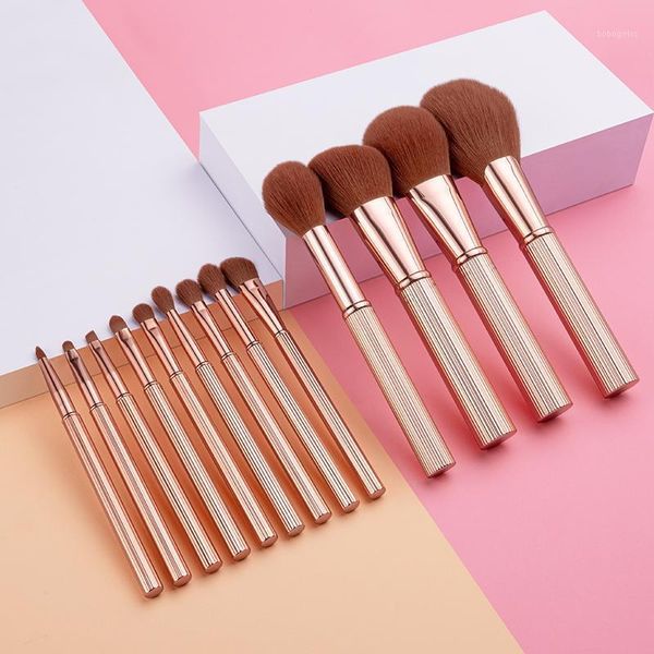 13 pcs makeup brushes tool set cosmetic powder eye shadow blending foundation blush beauty make up brush maquiagem pincel1
13 pcs makeup brushes tool set cosmetic powder eye shadow blending foundation blush beauty make up brush maquiagem pincel1
