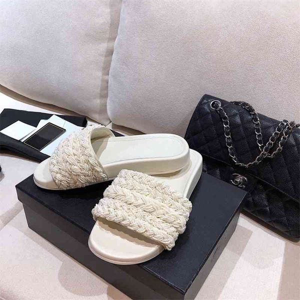 south korean version women's shoes 2021 summer fashion wearing women versatile flat flip flops beach cool slippers t, Black
south korean version women's shoes 2021 summer fashion wearing women versatile flat flip flops beach cool slippers t, Black