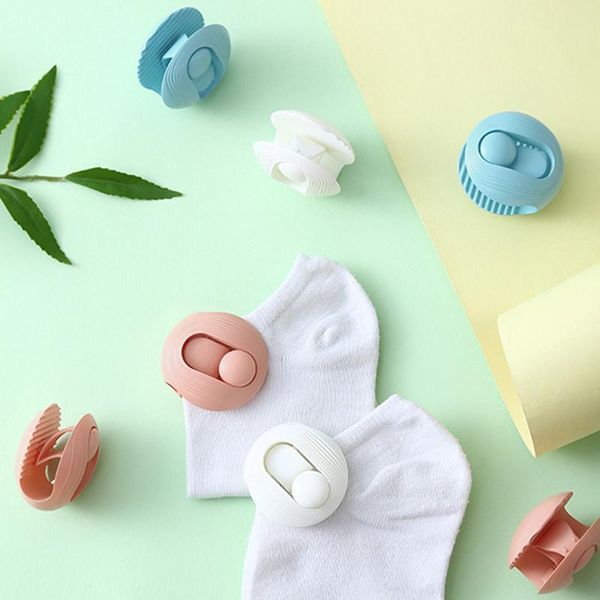 clothing & wardrobe storage round shape for quilt cover anti-run kick buckle pure color non-slip blankets fastener clip abs household holder
clothing & wardrobe storage round shape for quilt cover anti-run kick buckle pure color non-slip blankets fastener clip abs household holder