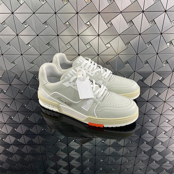 grey orange casual shoes men's and women's summer fashion man shoess 
grey orange casual shoes men's and women's summer fashion man shoess