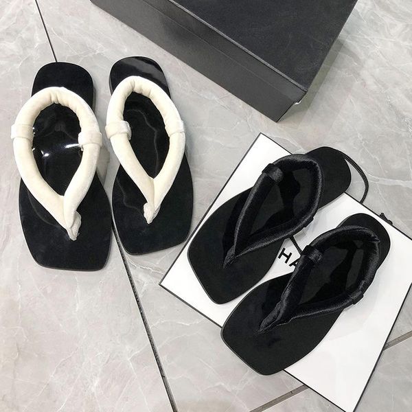 slippers 2021 summer flat shoes women's fashion clip foot thick bottom flip flops females beach zapatos mujer, Black
slippers 2021 summer flat shoes women's fashion clip foot thick bottom flip flops females beach zapatos mujer, Black