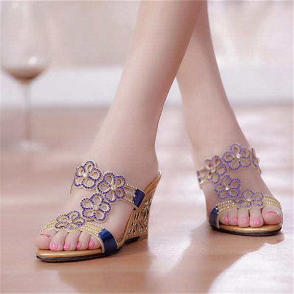 high-heeled shoes lady med slippers women summer luxury slides on a wedge jelly flip flops pantofle designer glitter 2021 soft, Black
high-heeled shoes lady med slippers women summer luxury slides on a wedge jelly flip flops pantofle designer glitter 2021 soft, Black