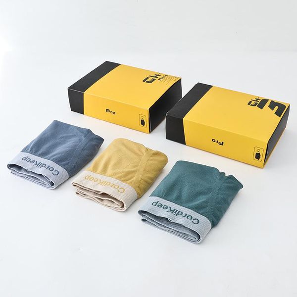underpants banan banana men's lei di modal underwear boxer ice silk feel breathable comfortable sports shorts, Black;white
underpants banan banana men's lei di modal underwear boxer ice silk feel breathable comfortable sports shorts, Black;white