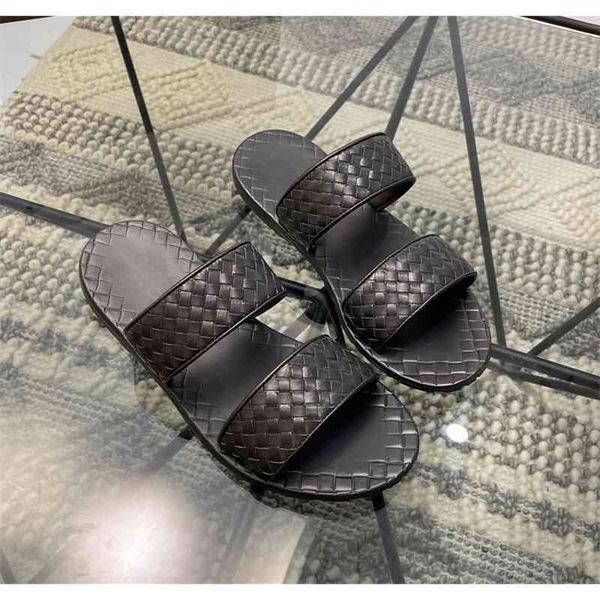 21 summer new tiktok, drag and leather drag, braided leather, two character cool slippers lv13 guangzhou men's shoes, Black
21 summer new tiktok, drag and leather drag, braided leather, two character cool slippers lv13 guangzhou men's shoes, Black