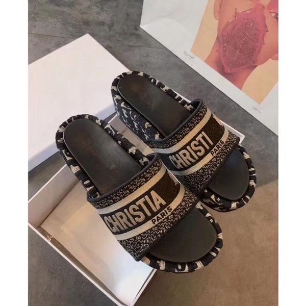 slippers 2021 european and american summer beach women's leisure outer wear embroidered letters thick bottom flip flops sandals, Black
slippers 2021 european and american summer beach women's leisure outer wear embroidered letters thick bottom flip flops sandals, Black