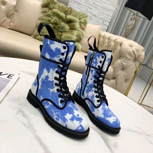 2021 designer luxury women signature boots rise canvas thick bottom shoes motorcycl boot zipper black blue brown casual shoe size 35-40 a2
2021 designer luxury women signature boots rise canvas thick bottom shoes motorcycl boot zipper black blue brown casual shoe size 35-40 a2
