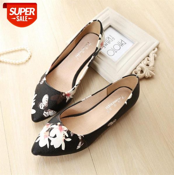 casual ethnic style pointed toe embroidered shoes, comfortable soft sole, middle and old flat sole women's shallow mouth large size sc, Black
casual ethnic style pointed toe embroidered shoes, comfortable soft sole, middle and old flat sole women's shallow mouth large size sc, Black