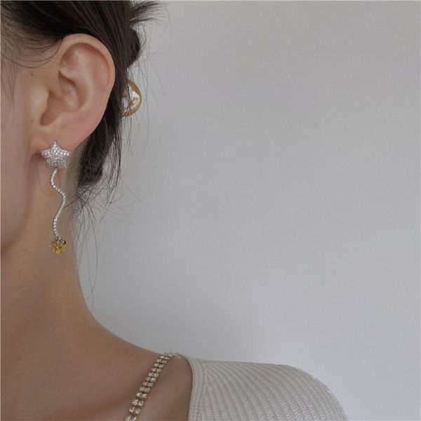stud 2021 romantic five-pointed star long earrings inlaid zircon the same with idol female charmful ear jewelry, Golden;silver
stud 2021 romantic five-pointed star long earrings inlaid zircon the same with idol female charmful ear jewelry, Golden;silver