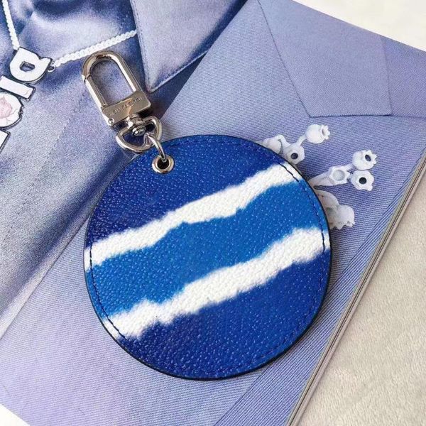 keychains luxury brands sky cloud pu leather keychain high end circular car key chain ring bag pendant accessories couple gifts, Silver
keychains luxury brands sky cloud pu leather keychain high end circular car key chain ring bag pendant accessories couple gifts, Silver