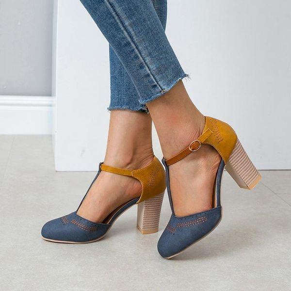 dress shoes side empty retro round head european beauty sandals color matching t-shaped buckle women, Black
dress shoes side empty retro round head european beauty sandals color matching t-shaped buckle women, Black