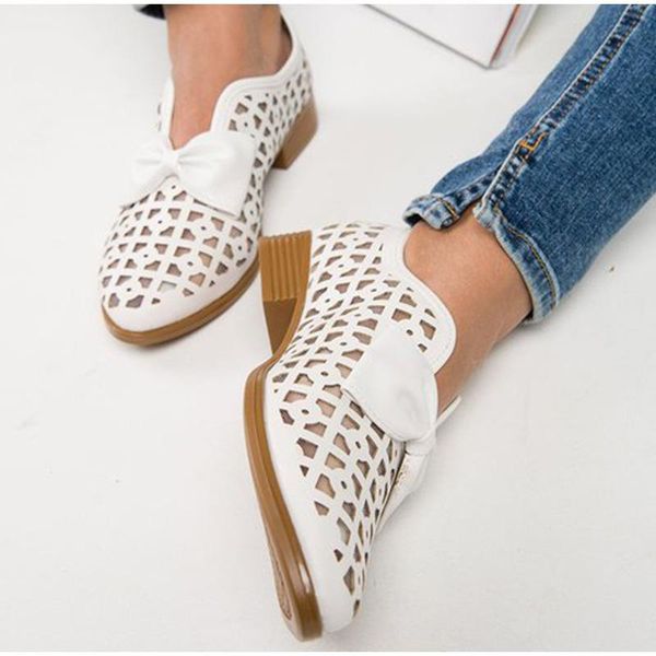 fancy classic sandals large size 2021 summer personality casual hollow bow women's hole single shoe, Black
fancy classic sandals large size 2021 summer personality casual hollow bow women's hole single shoe, Black