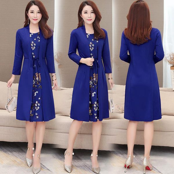 casual dresses fall 2021, plus-size dress -5xl, middle-aged mom, fake two-piece, slim-to-the-knees, Black;gray
casual dresses fall 2021, plus-size dress -5xl, middle-aged mom, fake two-piece, slim-to-the-knees, Black;gray