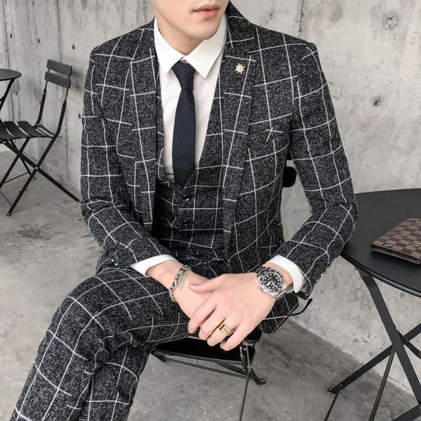men's suits & blazers 2021 spring british style single row one buckle plaid suit three piece sets for men korean slim fit groomsman wed, White;black
men's suits & blazers 2021 spring british style single row one buckle plaid suit three piece sets for men korean slim fit groomsman wed, White;black