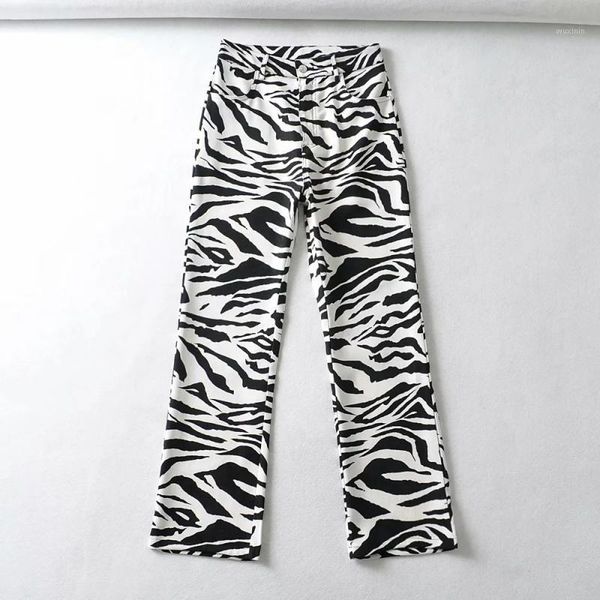 yoga outfit summer zebra pattern casual black and white stripes women's sports pants vital outdoors
yoga outfit summer zebra pattern casual black and white stripes women's sports pants vital outdoors