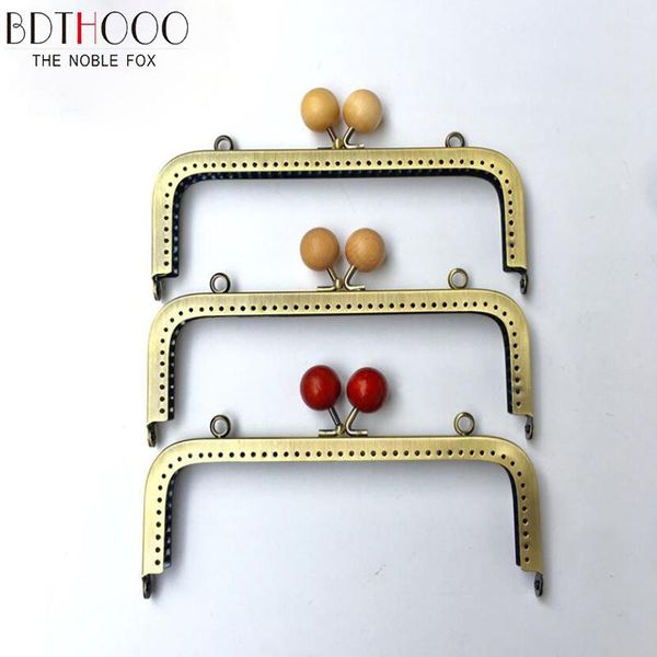 bag parts & accessories 10pcs 18cm metal frames lotus flower head purse kiss clasp clutch bags part diy clasps coin, Black
bag parts & accessories 10pcs 18cm metal frames lotus flower head purse kiss clasp clutch bags part diy clasps coin, Black