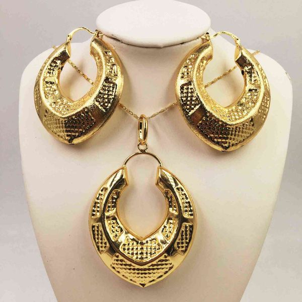 jewelry sets the new wholesale fashion jewellery set is brighter dubai gold for women's anniversary parties and birthday trips, Black
jewelry sets the new wholesale fashion jewellery set is brighter dubai gold for women's anniversary parties and birthday trips, Black