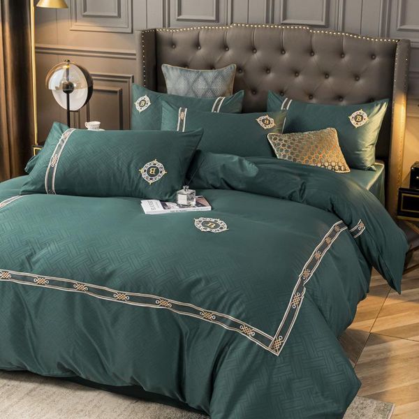 tencel jacquard embroidery four-piece set pure color washed silk ice nude bed sheet bedding sets
tencel jacquard embroidery four-piece set pure color washed silk ice nude bed sheet bedding sets