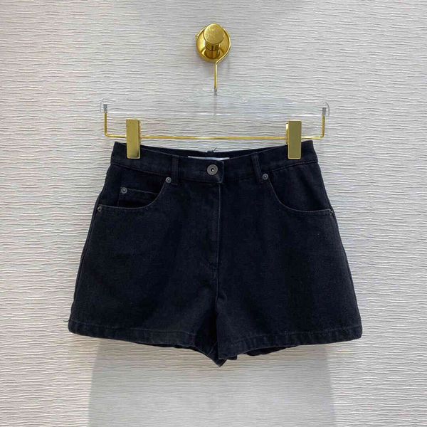 shorts runway design casual slim black denim women patchwork pocket high waist summer short jeans shorts, White;black
shorts runway design casual slim black denim women patchwork pocket high waist summer short jeans shorts, White;black