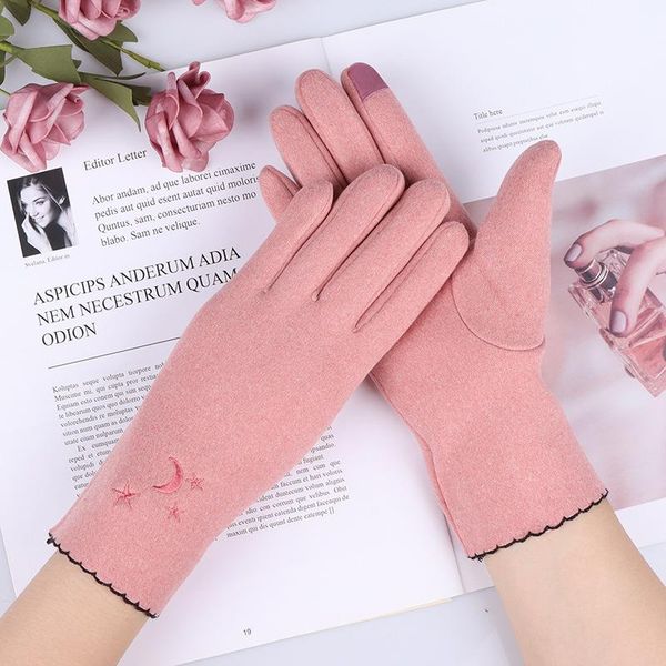 sports gloves 2021 velvet winter women's warm kawaii embroidery touch screen mittens outdoor plus cycling, Black
sports gloves 2021 velvet winter women's warm kawaii embroidery touch screen mittens outdoor plus cycling, Black