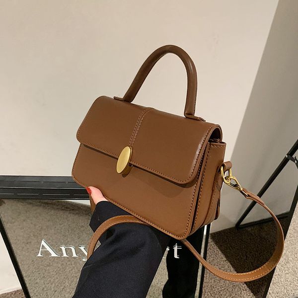 hangbags korean autumn and winter fashion flip portable small square bag 2021 women's texture messenger single shoulder
hangbags korean autumn and winter fashion flip portable small square bag 2021 women's texture messenger single shoulder